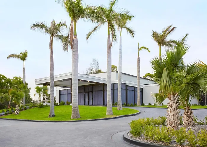 Holiday Inn Warwick Farm By Ihg