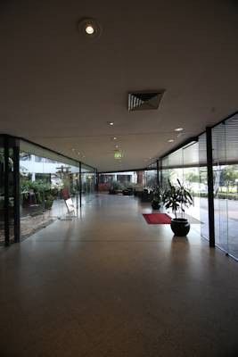 Hotel By Ihg