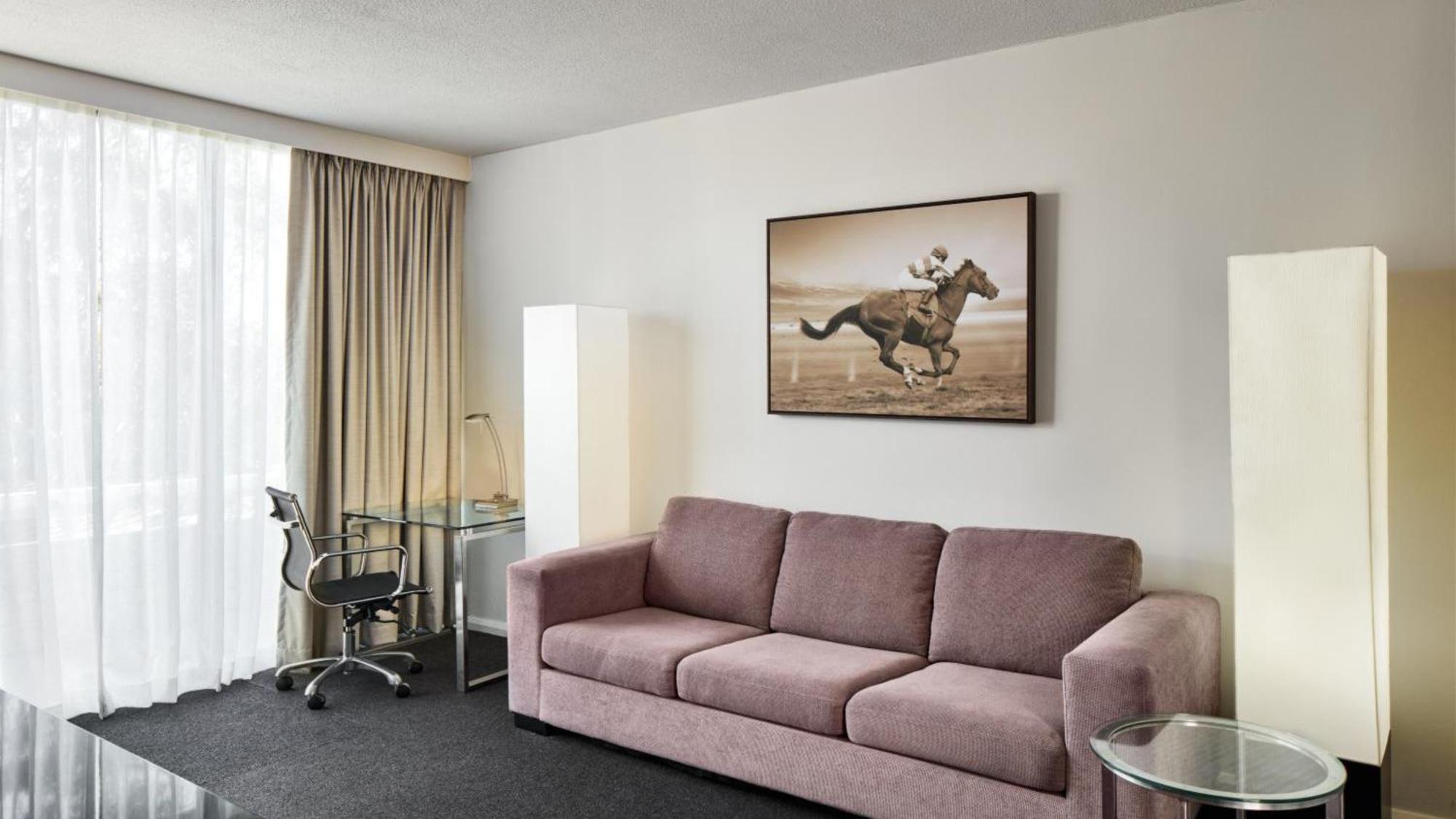 By Ihg Hotel 4*