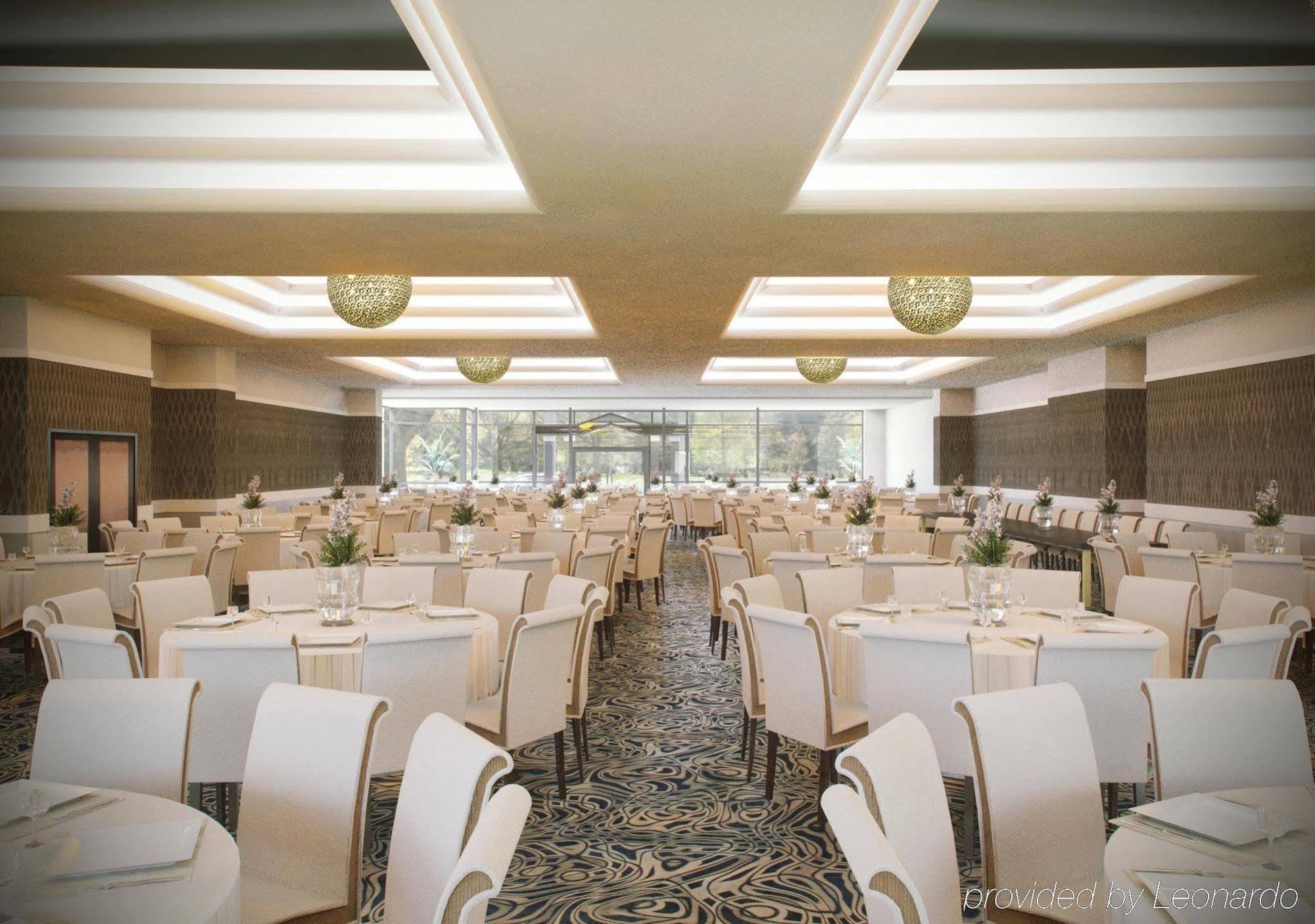 Hotel By Ihg