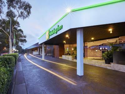 Hotel By Ihg 4*